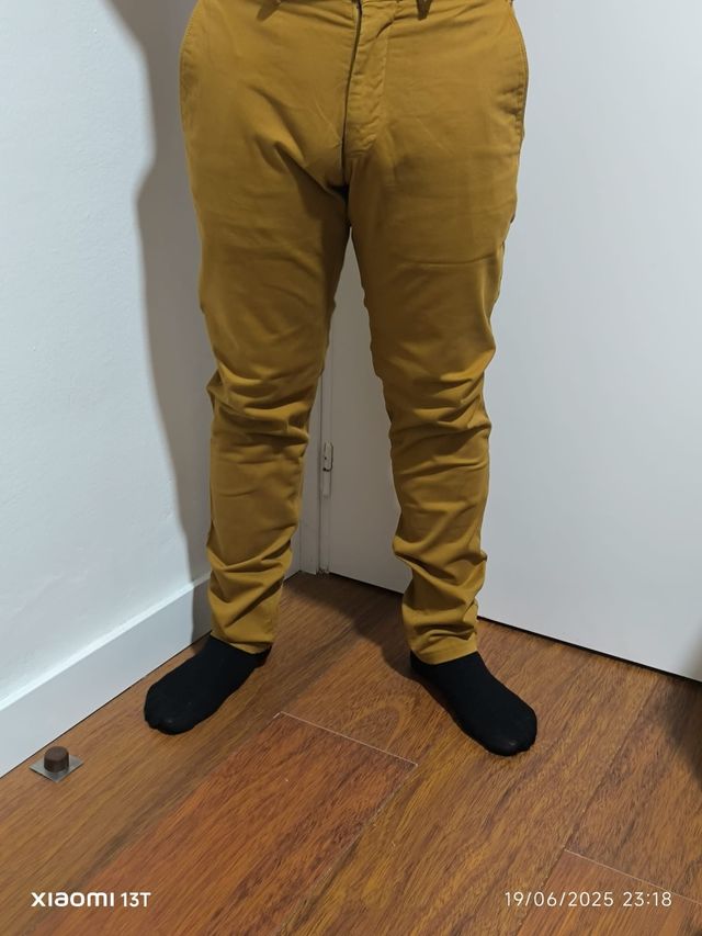 Pantalón Massimo Dutti marrón - Talla L