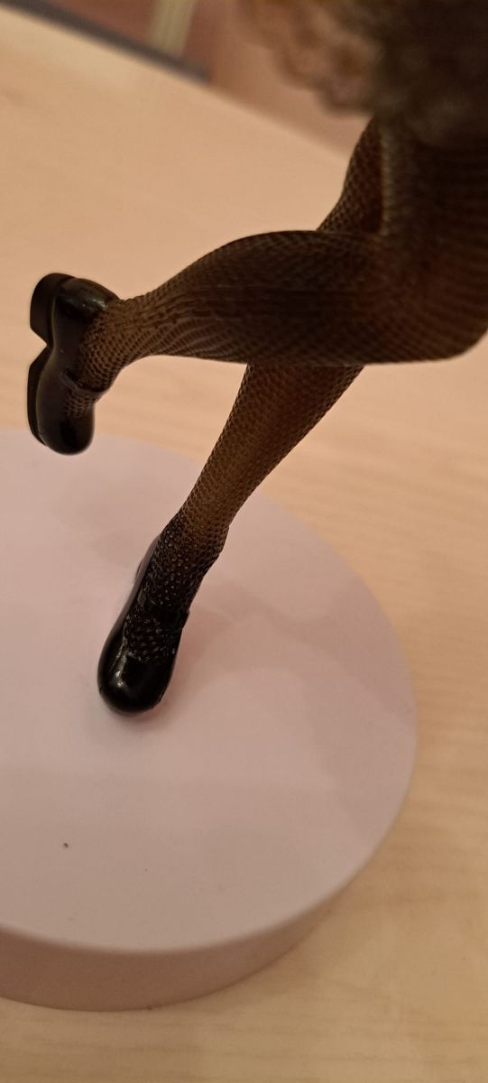 Original Figura Rem: Vestido negro