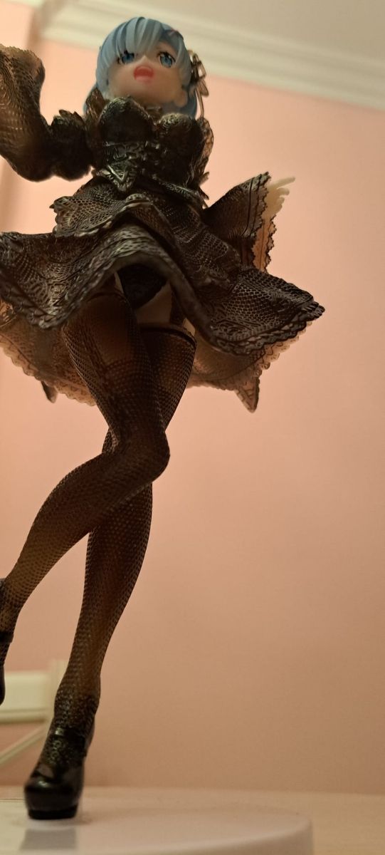 Original Figura Rem: Vestido negro