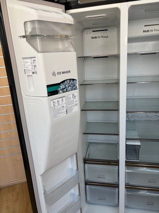 FRIGORIFERO AMERICANO HISENSE. SPEDIZIONE E GARANZIA