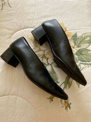 Salones negros piel -talla 36