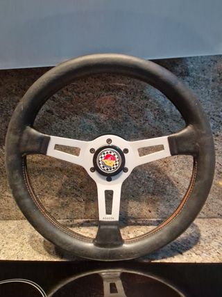 Volante Abarth clásico