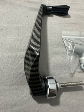 Protector puños moto carbono