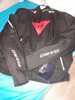 Chaqueta moto Alpinestars y dainese 