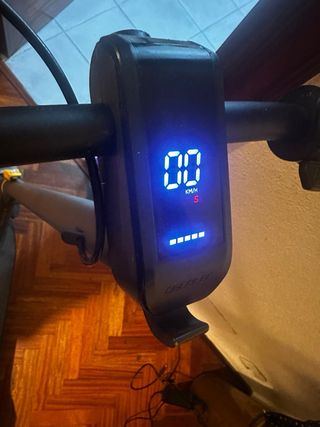 Patinete 700wCecotec Bongo Serie A DGT HOMOLOGADO