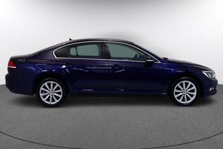 Volkswagen Passat 1.6 TDI 88KW DSG ADVANCE 4P