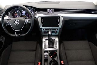 Volkswagen Passat 1.6 TDI 88KW DSG ADVANCE 4P