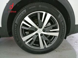 Peugeot 3008 1.2 PureTech 130cv S&S Allure Pack