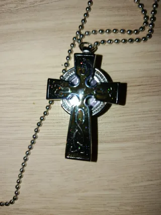 Brazalete estilo etnico.Pulsera./ cruz celta reloj