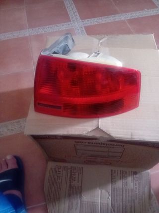 Piloto trasero Audi A4 derecho