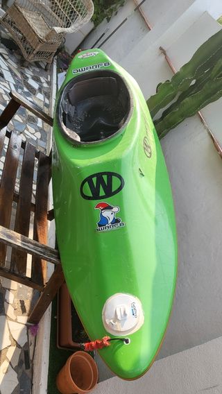 Kayak Watertech Dwarfs 8 río