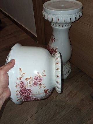 Maceta cerámica con pie - Decorativa