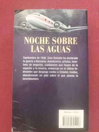 Noche sobre las aguas
