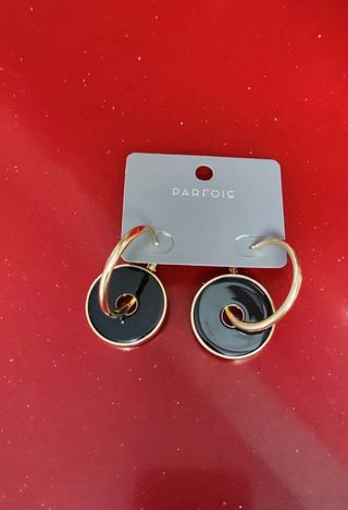 Pendientes Parfois dorados y negros