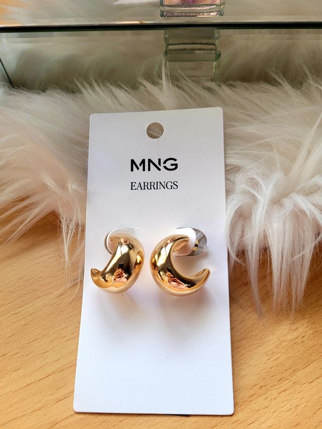 Pendientes Mango dorados