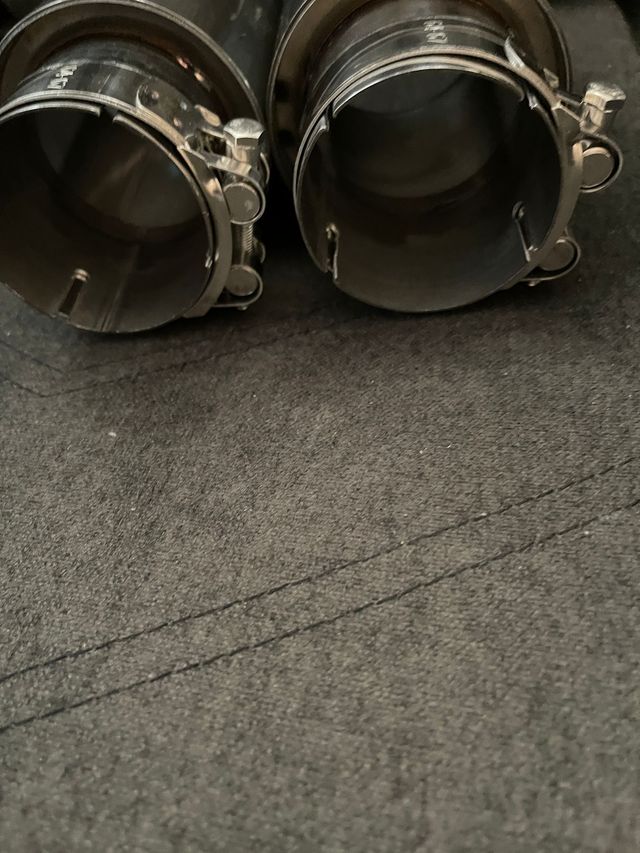 2 Puntas escape acero inoxidable 64-89