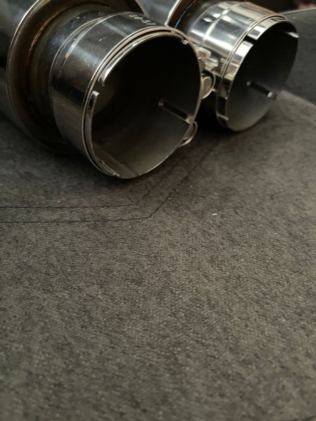 2 Puntas escape acero inoxidable 64-89