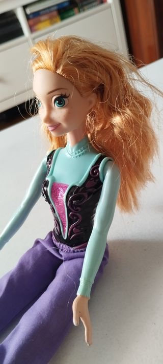 Muñeca Anna Frozen - Barbie