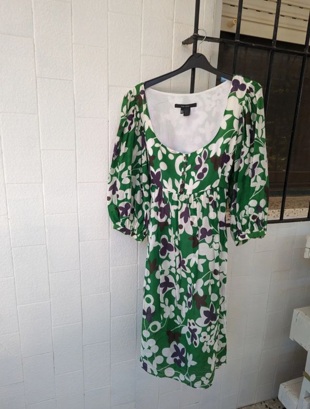 Vestido de flores de Zara 