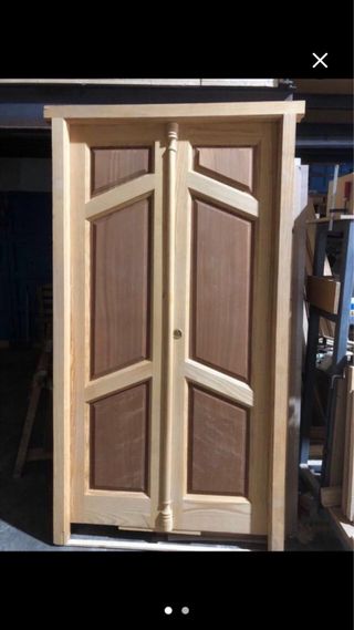 Puerta doble madera maciza