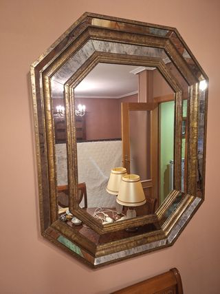 Espejo dorado octagonal
