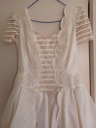 Vestido novia Raúl Novias - Talla 40
