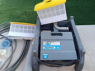 Robot limpiafondos Typhoon Top 55