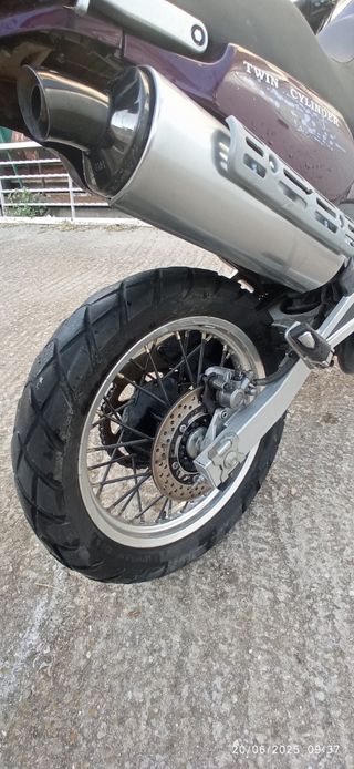 Kawasaki KLE 500 - Moto Trail