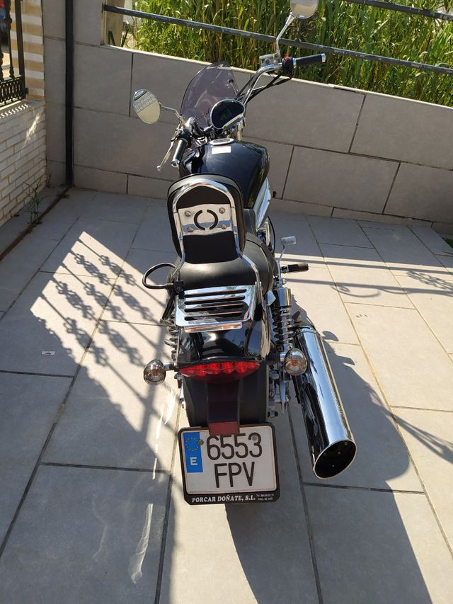 Hyosung Aquila 650 Custom