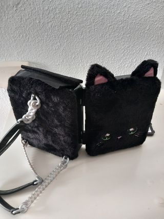 Maletin-gato con muñeca LOL