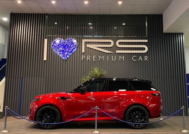 Land-Rover Range Rover Sport 3.0 TD6 AWD Auto MHEV Dynamic SE