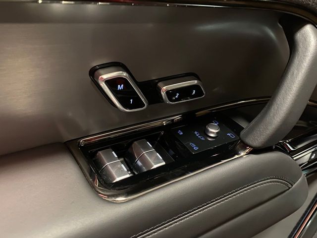 Land-Rover Range Rover Sport 3.0 TD6 AWD Auto MHEV Dynamic SE