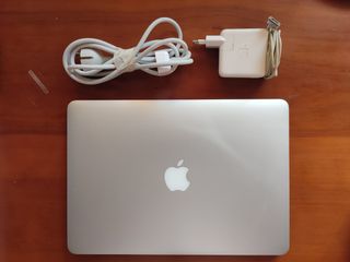 MacBook Air Plata 2012
