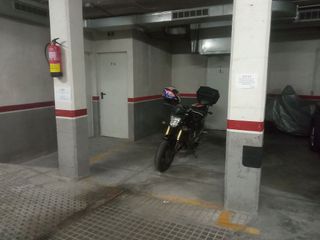 Garaje en venta en Cervelló