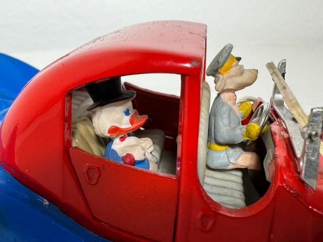 Auto d'epoca Paperino Politoys