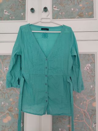 Conjunto falda y blusa turquesa