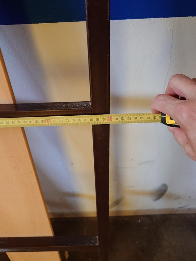 Struttura metallica 180x135x3 cm. Con stecche larghe