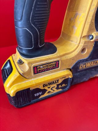 Martillo percutor Dewalt DCH253 18v 5.0ah
