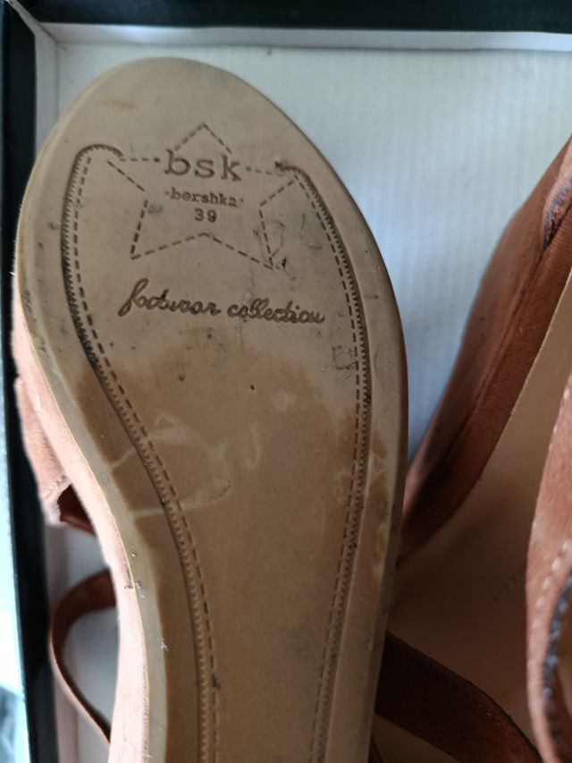 Sandalias cuña BSK ante marrón 39