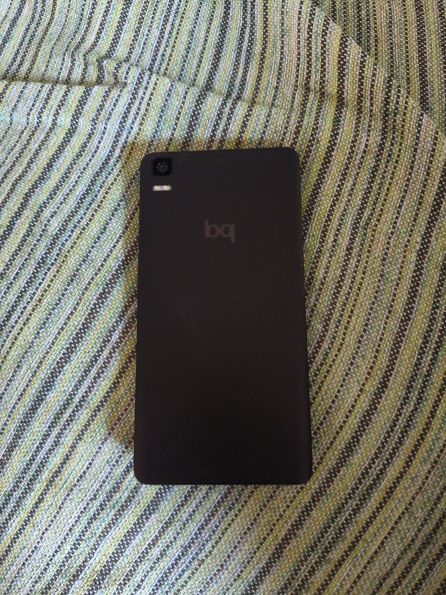 Bq Aquaris E5 - Smartphone Negro
