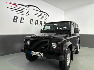 Land Rover Defender 2013