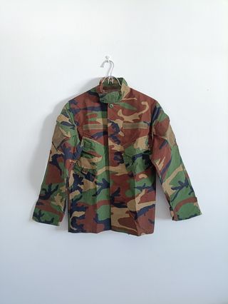 Uniforme militar airsoft Woodland - Talla M