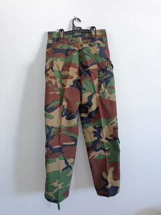 Uniforme militar airsoft Woodland - Talla M