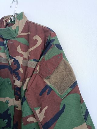 Uniforme militar airsoft Woodland - Talla M