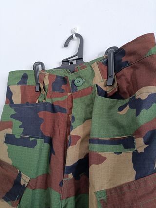 Uniforme militar airsoft Woodland - Talla M