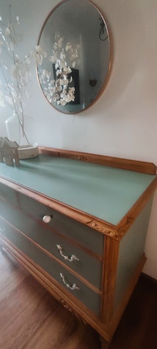 Cómoda madera vintage
