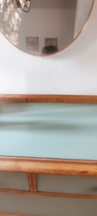 Cómoda madera vintage