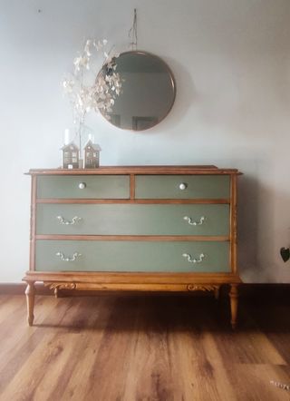 Cómoda madera vintage