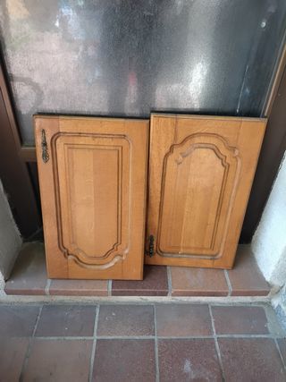 Puertas madera armario cocina