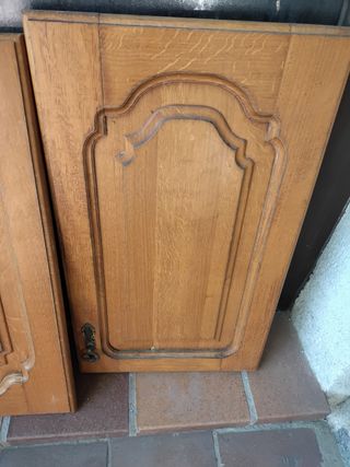 Puertas madera armario cocina